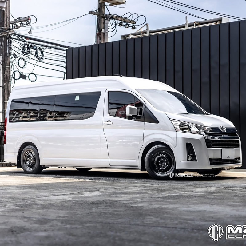 รถตู้ที่ให้บริการ